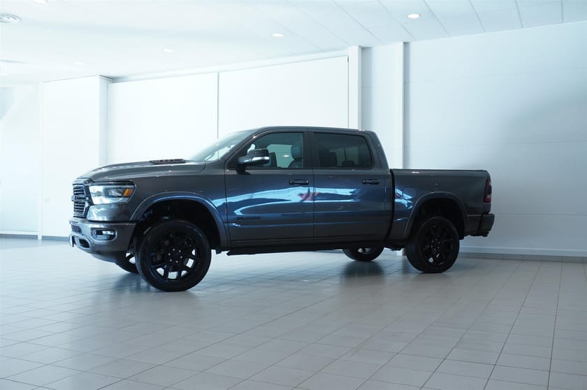 Bild 5 av RAM 1500 Crew Cab 5.7 V8 Hemi 4x4 Laramie Night Edition