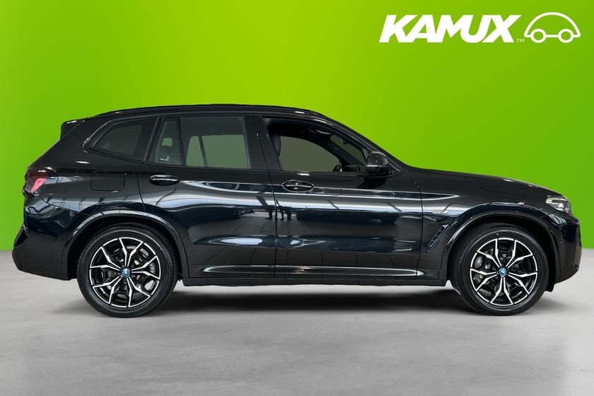 Bild 2 av BMW X3 xDrive30e M-Sport Skinn Drag Moms Navi B-kam 292hk