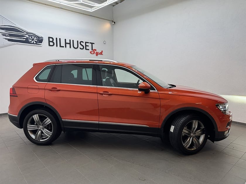 Bild 2 av Volkswagen Tiguan 2.0 TDI 4M 190hk  Pano/Läder/Navi/360kamera/Cockpit/Krok/1Brukar