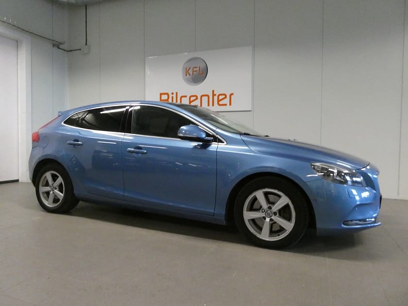 Bild 5 av Volvo V40 D3 Summum *KFL 10 år 2,99%* Aut-Kam-Värmare
