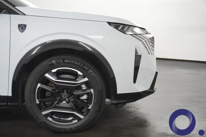 Bilde 2 av Peugeot E-5008 GT 210hk 2WD Hengerfeste