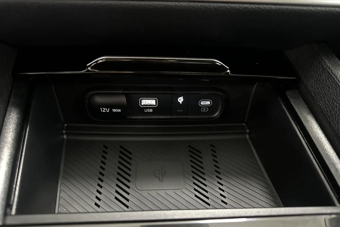 picture of a car
