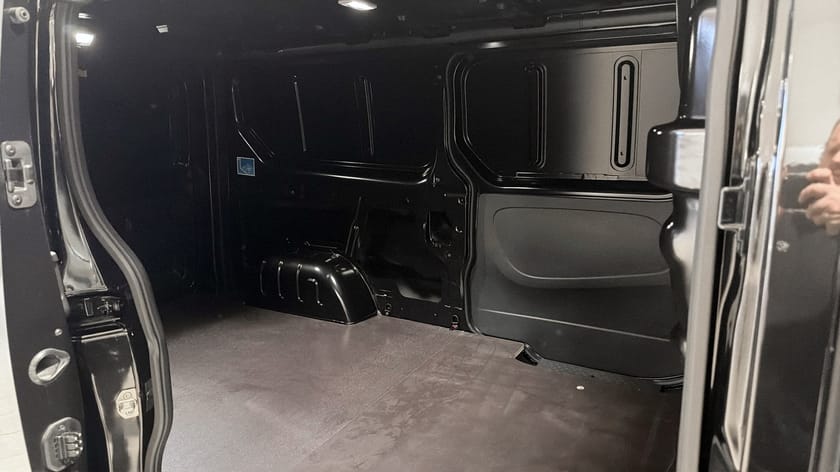 Bild 5 av Renault Trafic Skåpbil L2H1 NORDIC LINE DCI 170 AUTOMAT BVA9