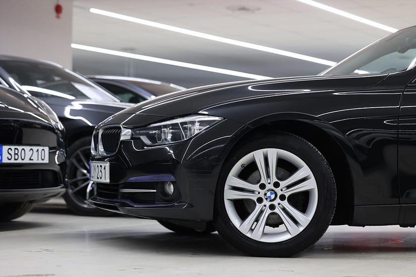 Bild 5 av BMW 318d Touring 150hk *Kampanj!* Sport Line Drag Navi Hifi