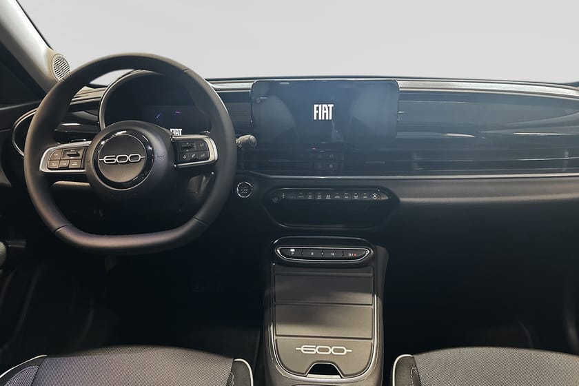 Bild 5 av Fiat 600 Hybrid 5-d SUV ICON HEV T3 FWD