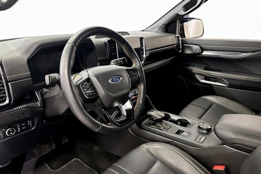 Bild 4 av Ford Ranger Dubbelhytt Wildtrak - Hundkåpa 3.0 TDI V6 240hk