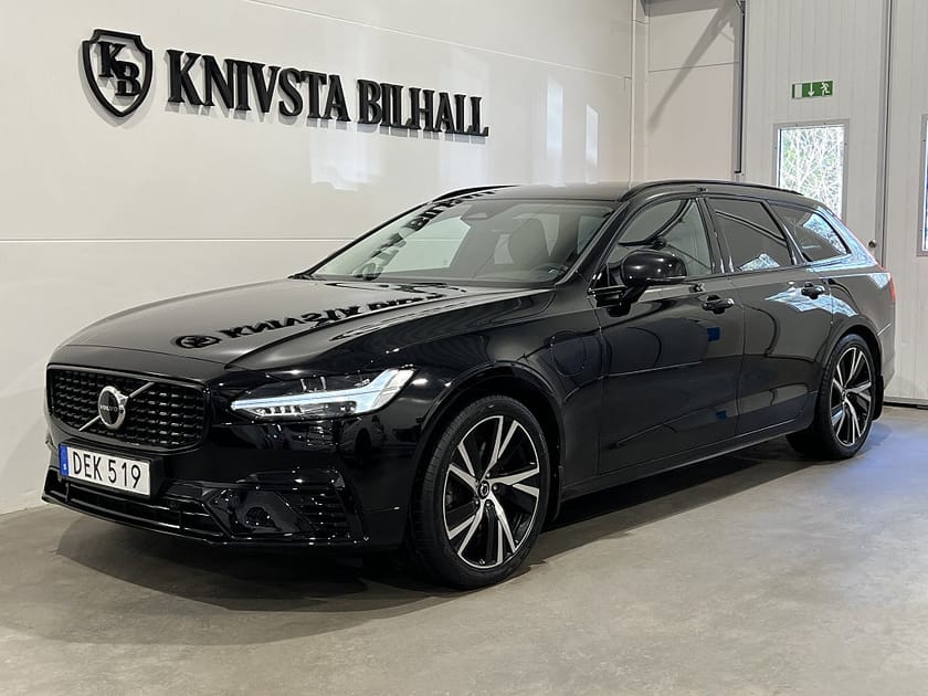 Bild 1 av Volvo V90 Recharge T6 AWD Plus Dark Leasbar Drag 350hk