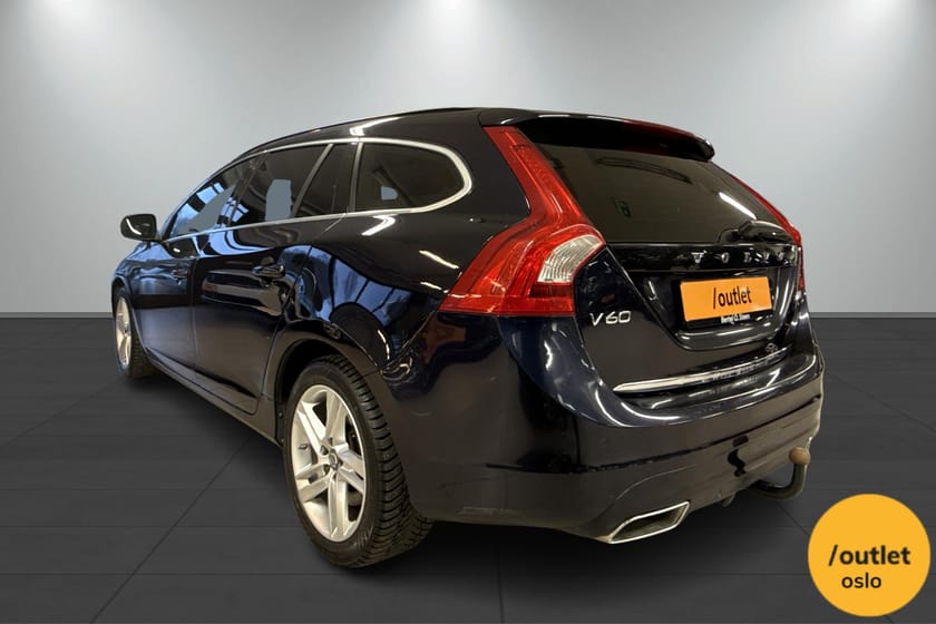 Bilde 3 av Volvo V60 D5 Momentum AWD/ Park varmer / navigasjon /soltak