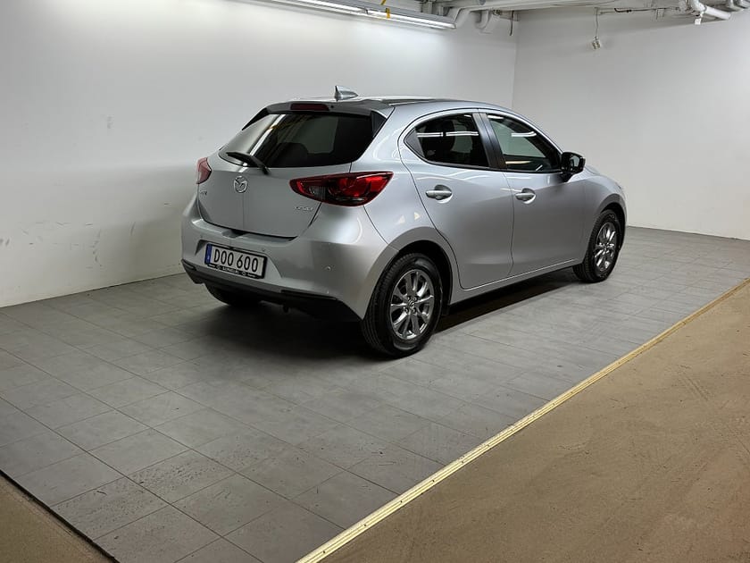 Bild 2 av Mazda 2 1.5 90hk Automat, Carplay endast 1694 mil