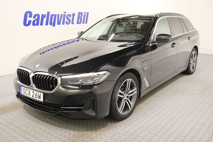 Bild 1 av BMW 530e Touring Plug in 292HK Läder Panorama