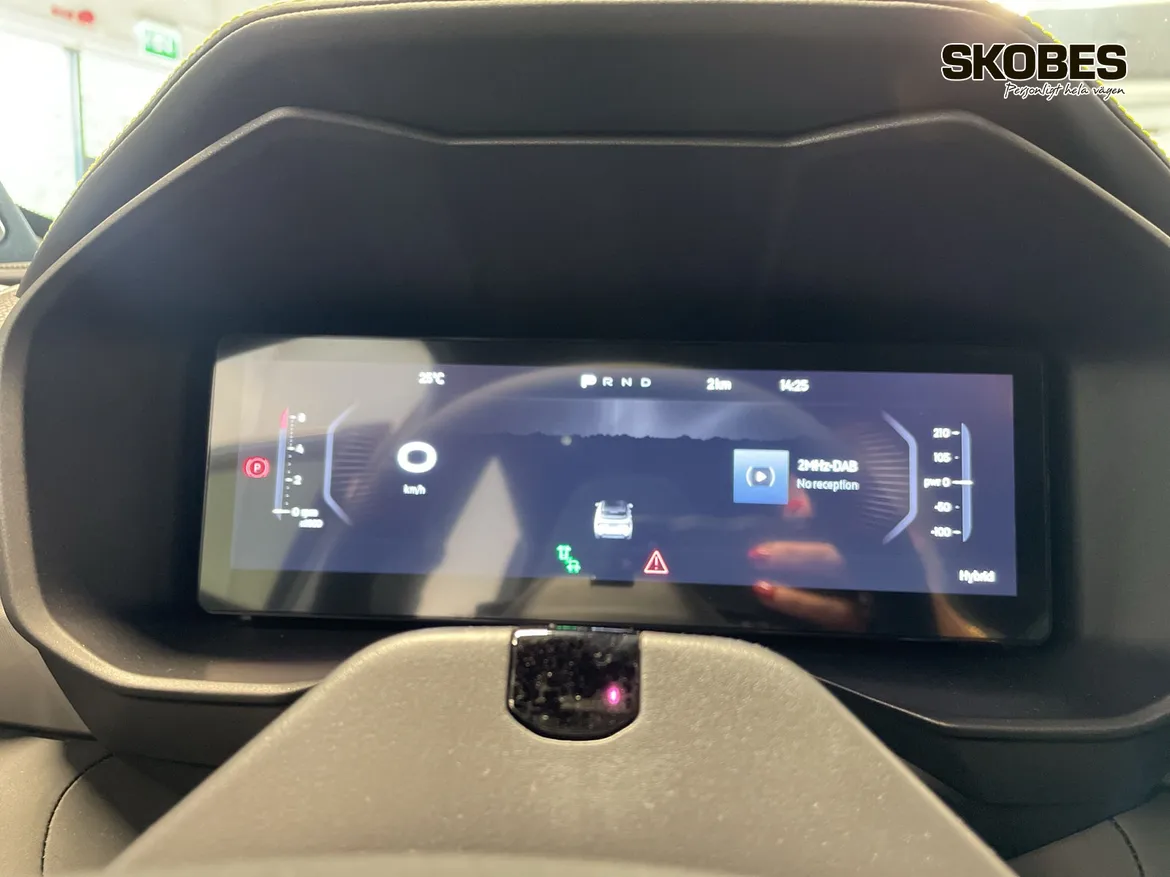 Lynk & Co 01 PHEV