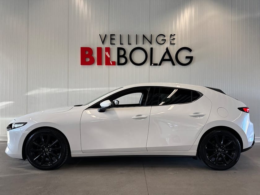 Bild 1 av Mazda 3 Hatchback 2.0 SKYACTIV-X Kamera Navigation Bose
