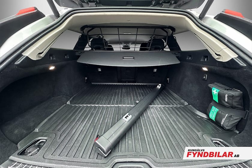 Bild 3 av Volvo V90 B4 AWD Geartronic Drag/HarmanKardon/Backkamera