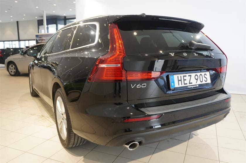 Bild 2 av Volvo V60 B4 Momentum Blis Drag Backkamera