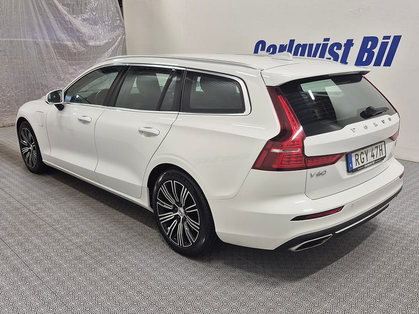 Bild 3 av Volvo V60 T6 Recharge Inscription plug in AWD 350HK 4x4