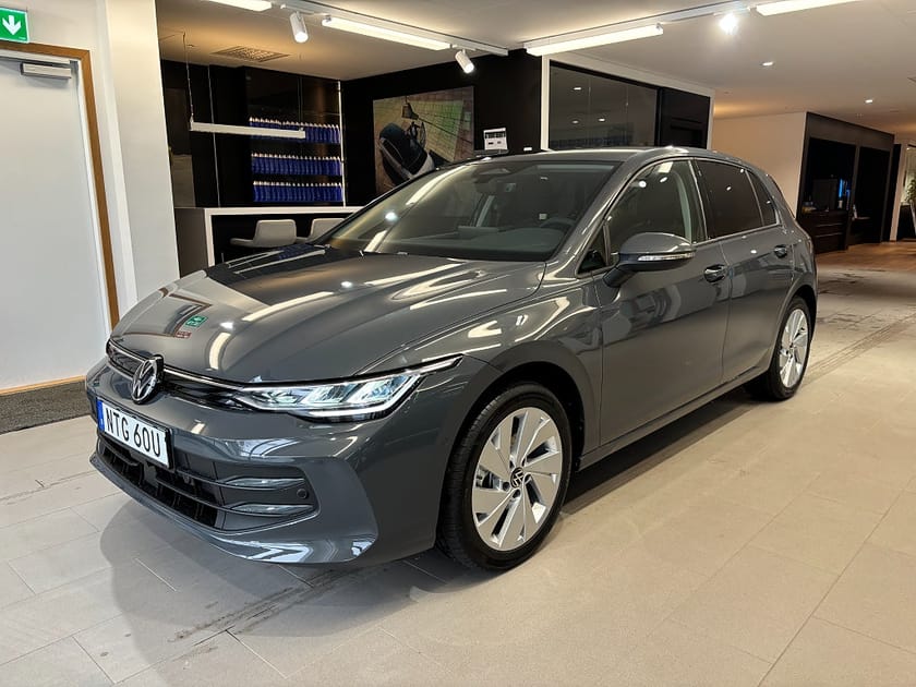 Bild 1 av Volkswagen Golf Privatleasing Life Edition *3 395kr/mån*