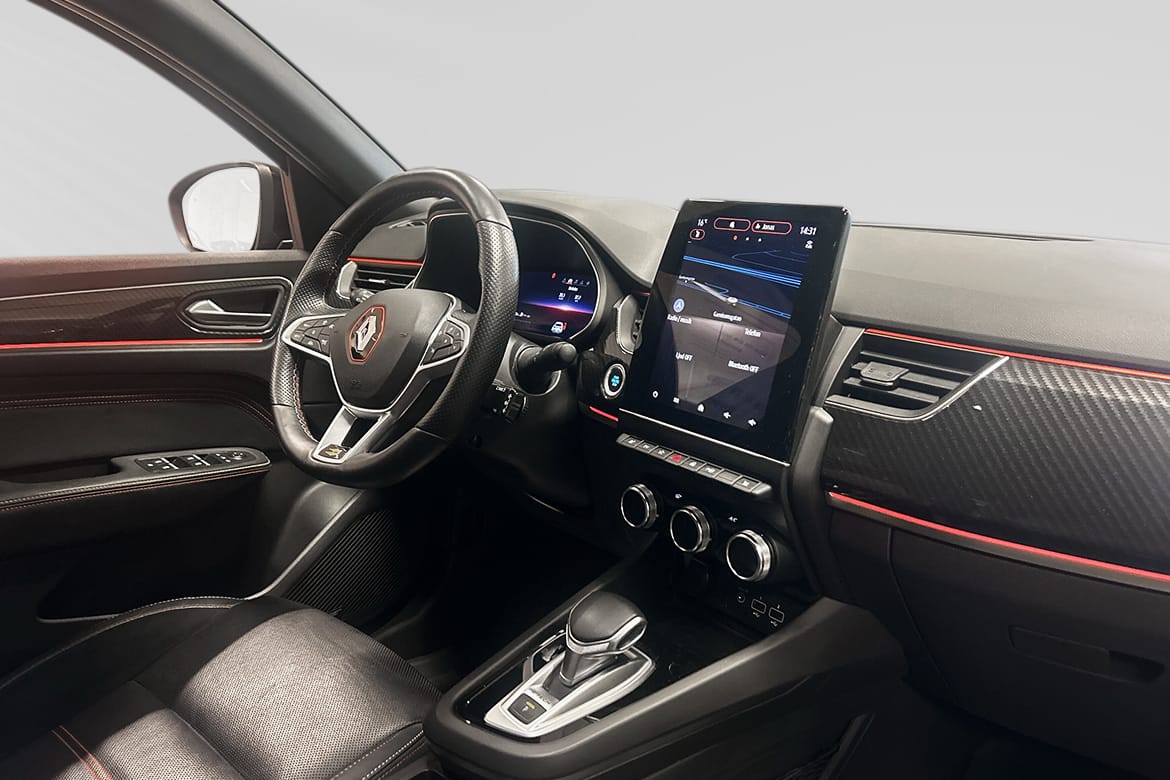 Renault Arkana E-TECH 145