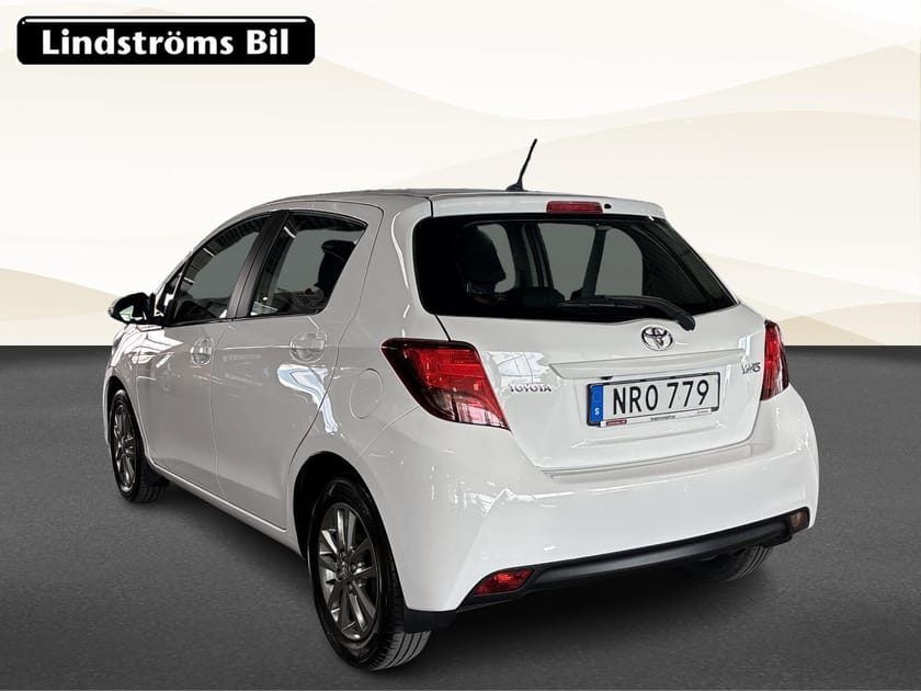 Bild 4 av Toyota Yaris 1.33 Active LED Sommar/Vinterhjul