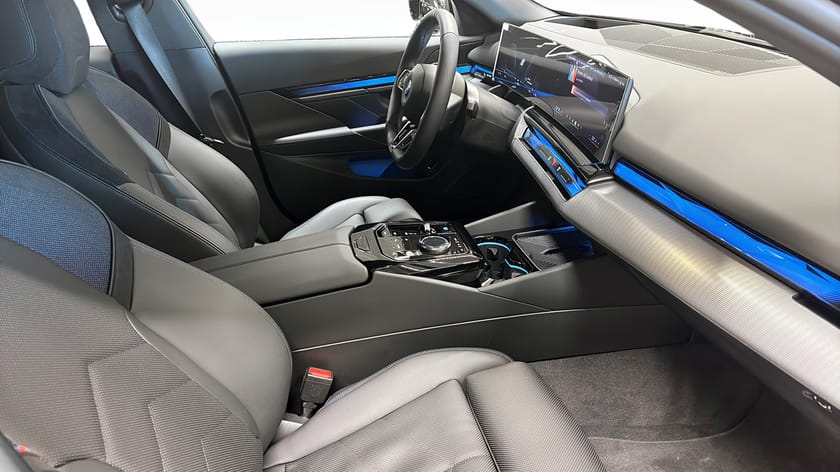 Bild 3 av BMW i5 xDrive40 Touring M Sport Business Edition/harman kardon