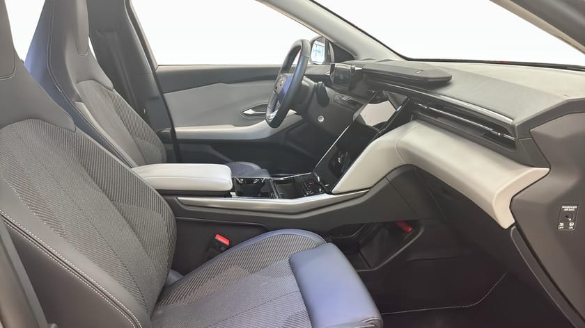 Bild 3 av Ford Explorer EV Extended Range RWD Long 286hk Demobil