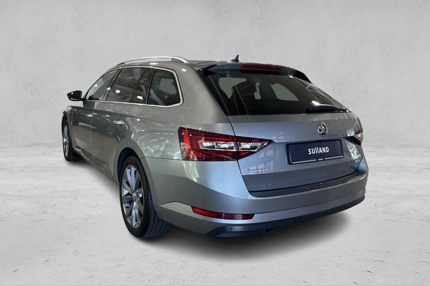 Bilde 3 av Škoda Superb Stasjonsvogn |Style | 4x4 | Hengerfeste | HIFI lyd anlegg |