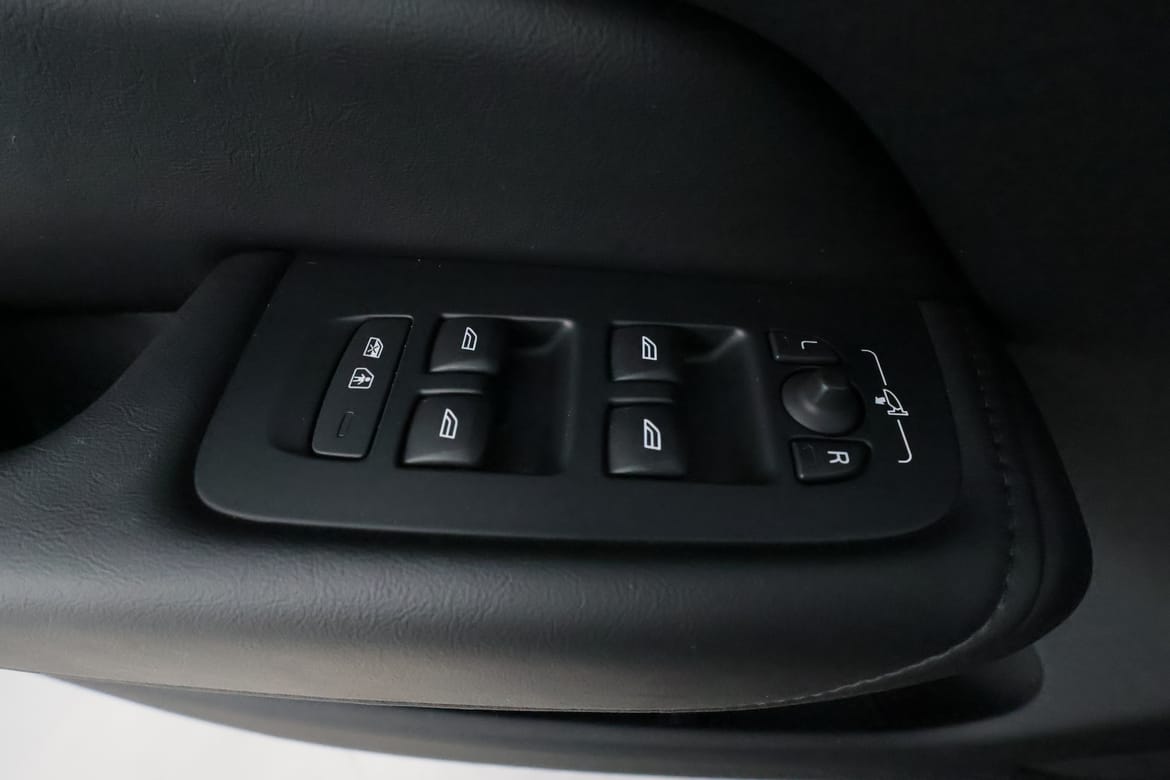 Volvo XC60 2023 - miniatyr 17