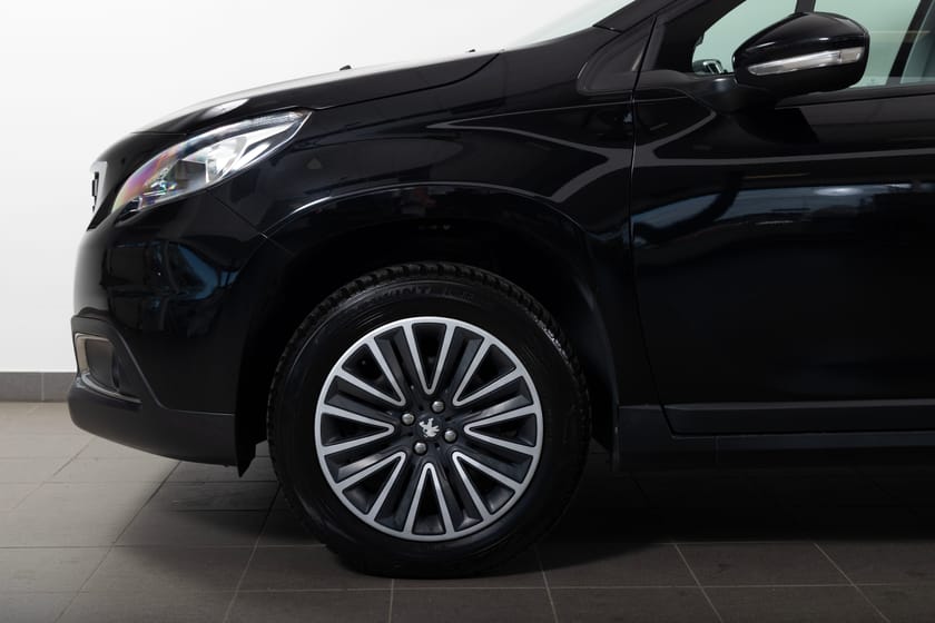 Bild 4 av Peugeot 2008 1.2 PureTech 82 Manuell 83hk Touch/Svensksåld
