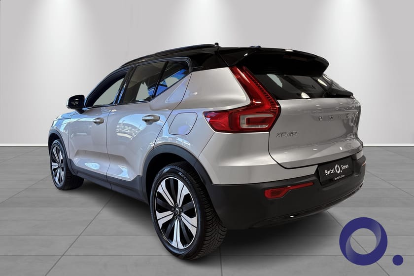 Bilde 3 av Volvo XC40 Recharge Twin motor P8 AWD / Fint utstyrt /