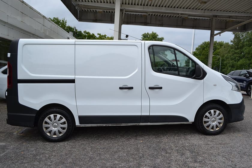 Bild 4 av Renault Trafic Skåpbil 2,7T (90hk) Värmare + drag