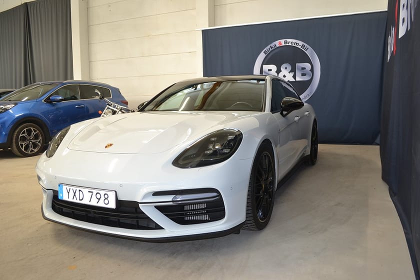 Bild 3 av Porsche Panamera Turbo Sport Turismo Chrono pano+drag 550hk