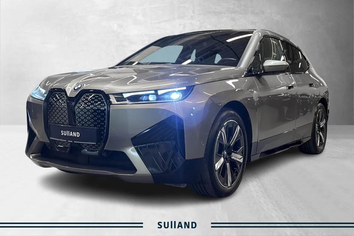 Bilde av BMW iX xDrive50