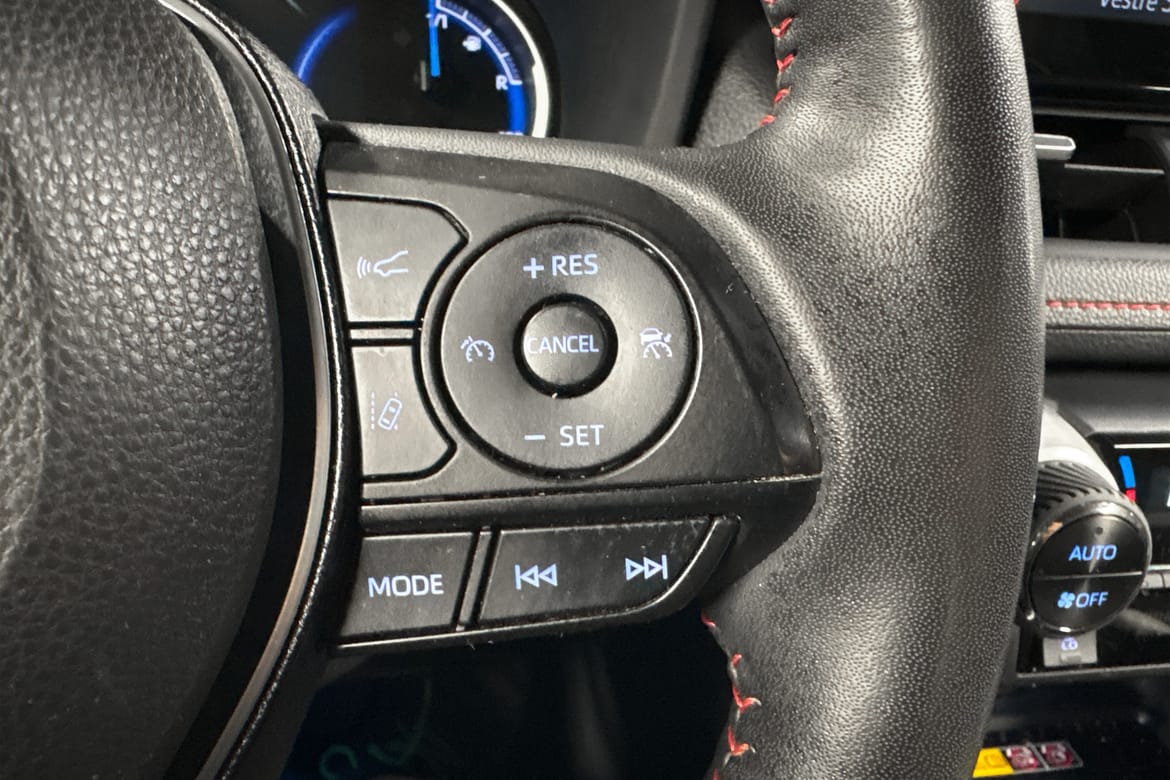 Toyota RAV4 Plug-in Hybrid E-CVT, 306hk, 2022