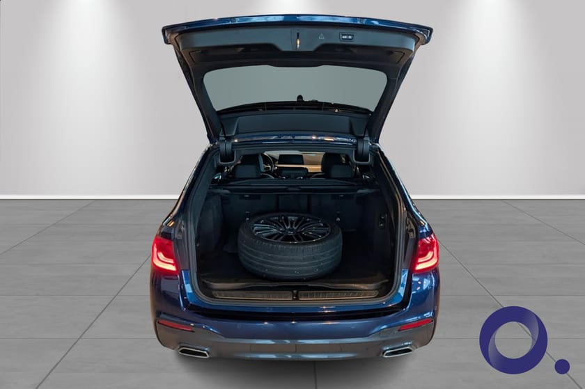 Bilde 4 av BMW 520d xDrive Touring M-sport / Panoramatak/Head Up/ Mye utstyr!