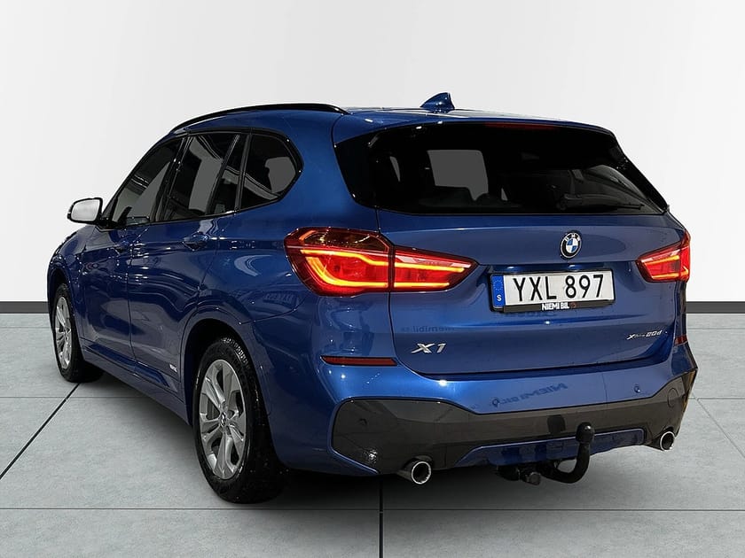 Bild 5 av BMW X1 xDrive20d Steptronic M Sport GPS HuD Drag Mvärm SoV