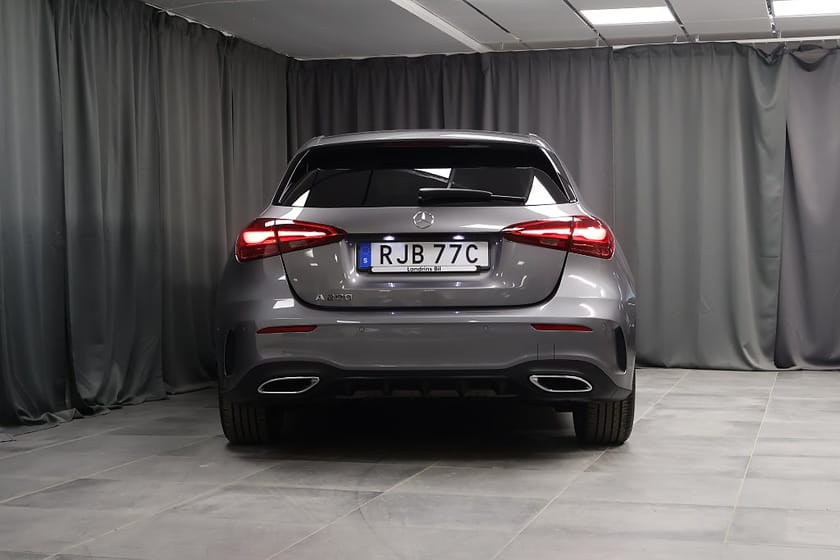 Bild 4 av Mercedes-Benz A 200 AMG Advanced Plus Night LED Widescreen MOMS