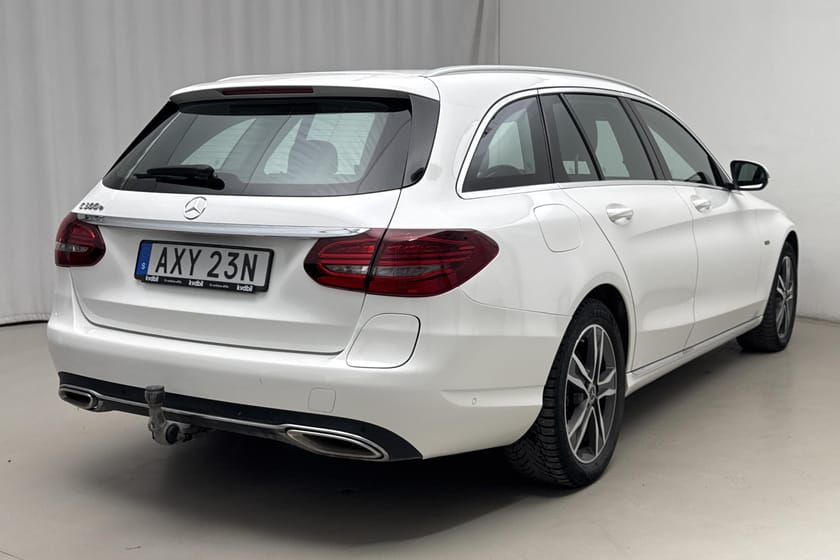 Bild 3 av Mercedes-Benz C 300 T e Kombi 320hk Avantgarde GPS Kamera Drag