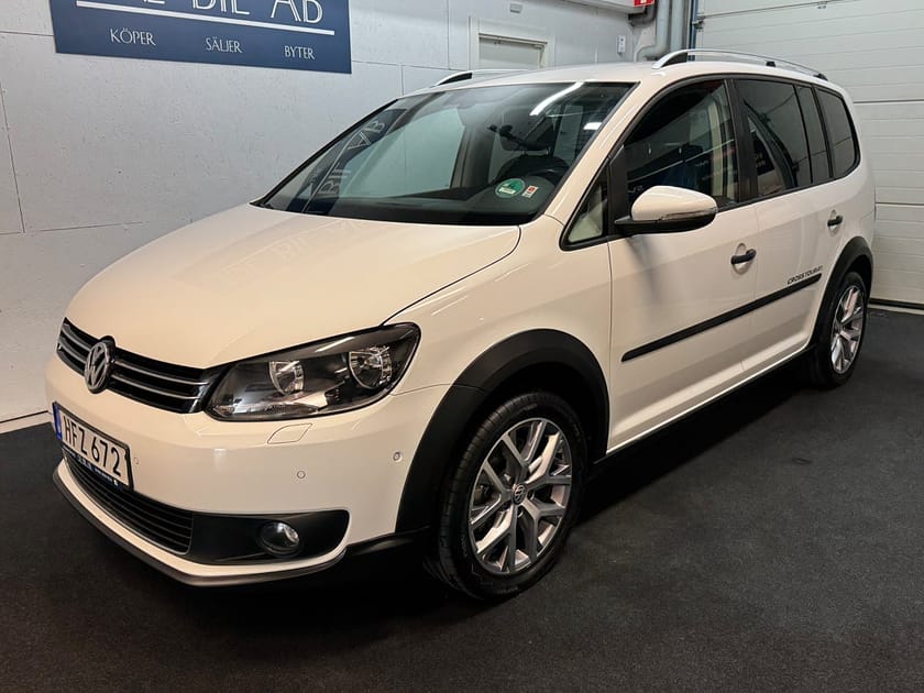 Bild 2 av Volkswagen CrossTouran 7-seater Cross 1.4 TSI 140hk 7-SITS|NYBESS|DRAG|