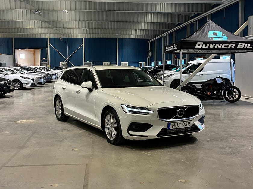 Bild 1 av Volvo V60 D3 Aut Momentum | Drag | Värmare | Rattvärme
