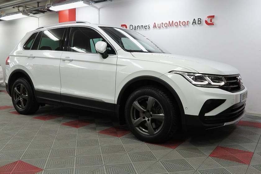 Bild 4 av Volkswagen Tiguan eHybrid Plugin 1.4 TSI Elegance Drag SoV Hjul
