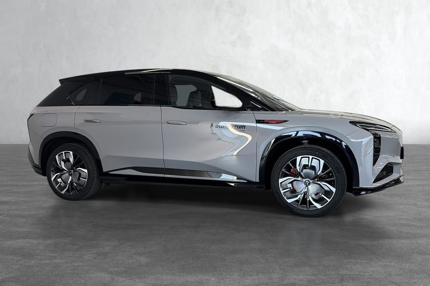 Bilde 3 av Hongqi EHS7 AWD Premium/4x4/hengerfeste