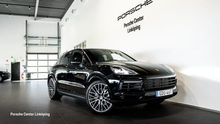 Porsche Cayenne E-Hybrid Coupé / Burmester