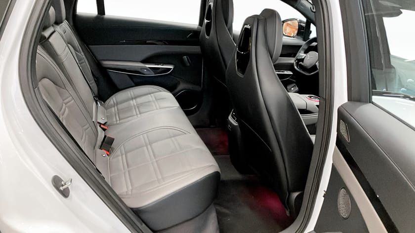 Bild 5 av Hongqi EHS7 LONG RANGE 111KWH 2WD