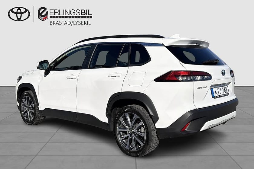 Bild 2 av Toyota Corolla Cross Hybrid AWD-i E-CVT STYLE V-HJUL
