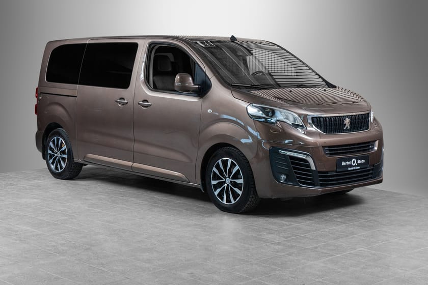Bilde 1 av Peugeot Expert Traveller 180 hk diesel, 2 tonn hengervekt!