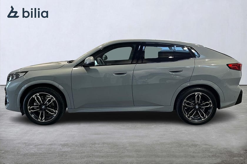 Bild 3 av BMW iX2 xDrive30 M Sport Active Edition | DAP | Rattvärme