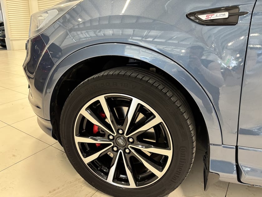 Bild 2 av Ford Kuga 1.5 ECOBOOST FLEXIFUEL SELECT SHIFT