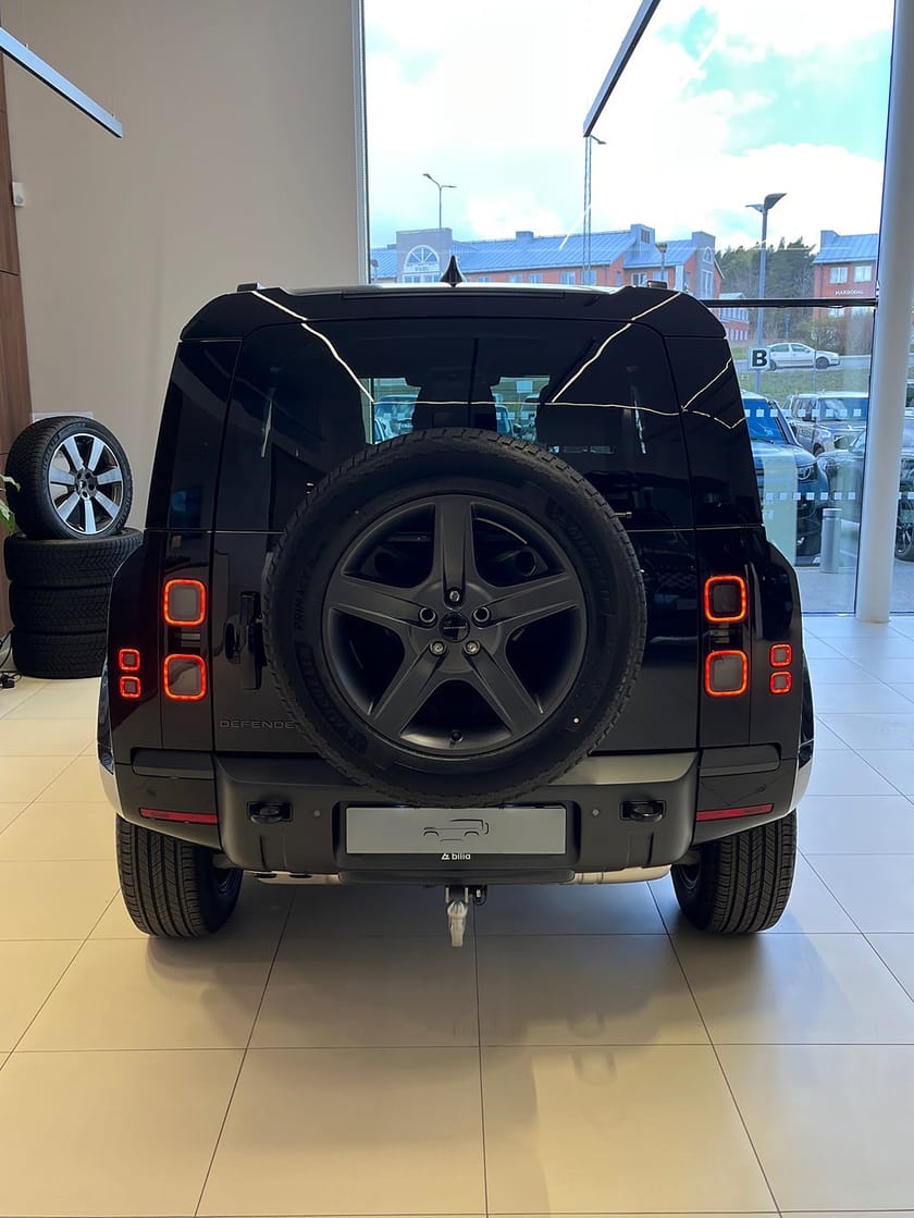 Bild 4 av Land Rover Defender 90 D200 MHEV X-Dynamic SE