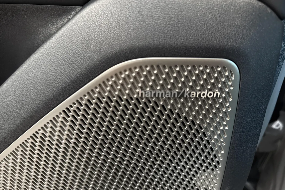 picture of a car