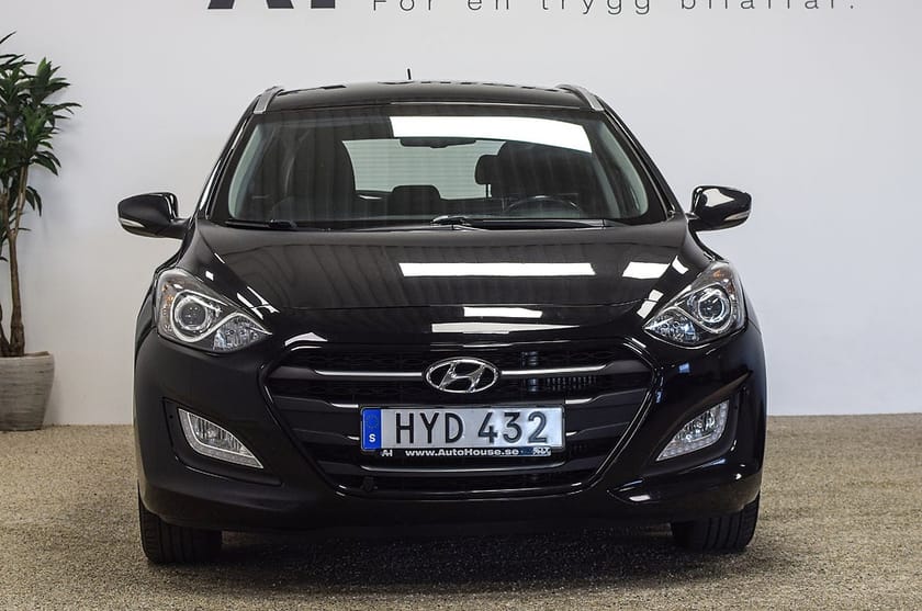 Bild 4 av Hyundai i30 Kombi 1.6 CRDi Comfort Drag P-Sensor Rattvärme