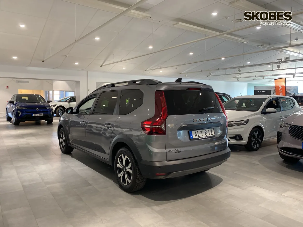 Dacia Jogger 7-sätes HYBRID 140